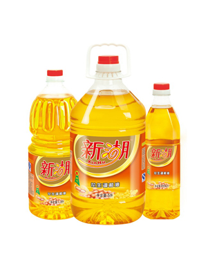 食用油灌裝機(jī)回首艱苦過(guò)去，展望美好未來(lái)