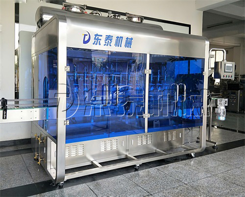 全自動食用油灌裝機日常維護別放松，東泰替你把關(guān)